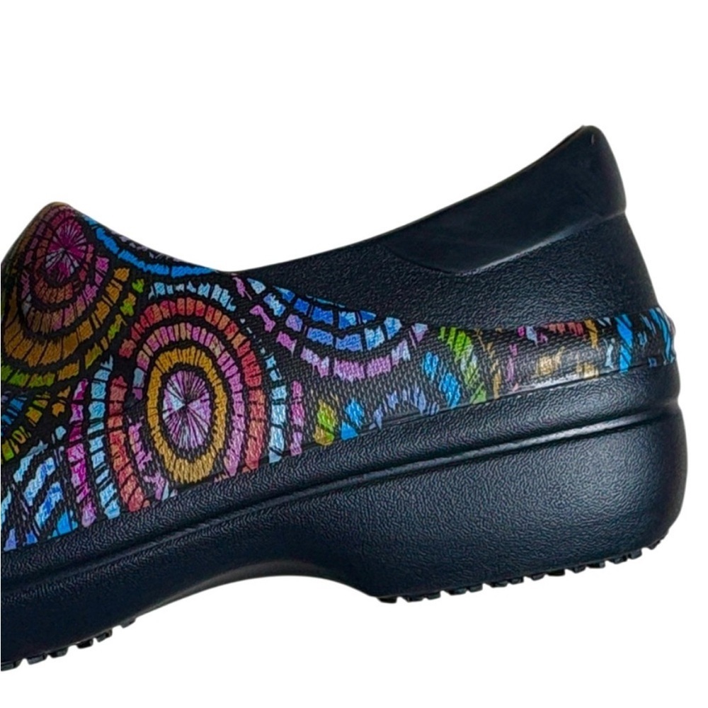 EUC CROCS Neria Pro Il Clogs Mosaic Size 9 - Picture 4 of 9